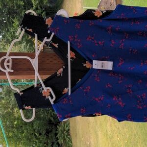 Two Ann Taylor Factory v-neck shells, size large, NWT and NWOT